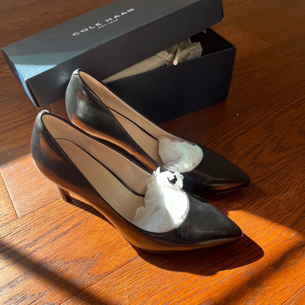 New black Cole haan pumps
